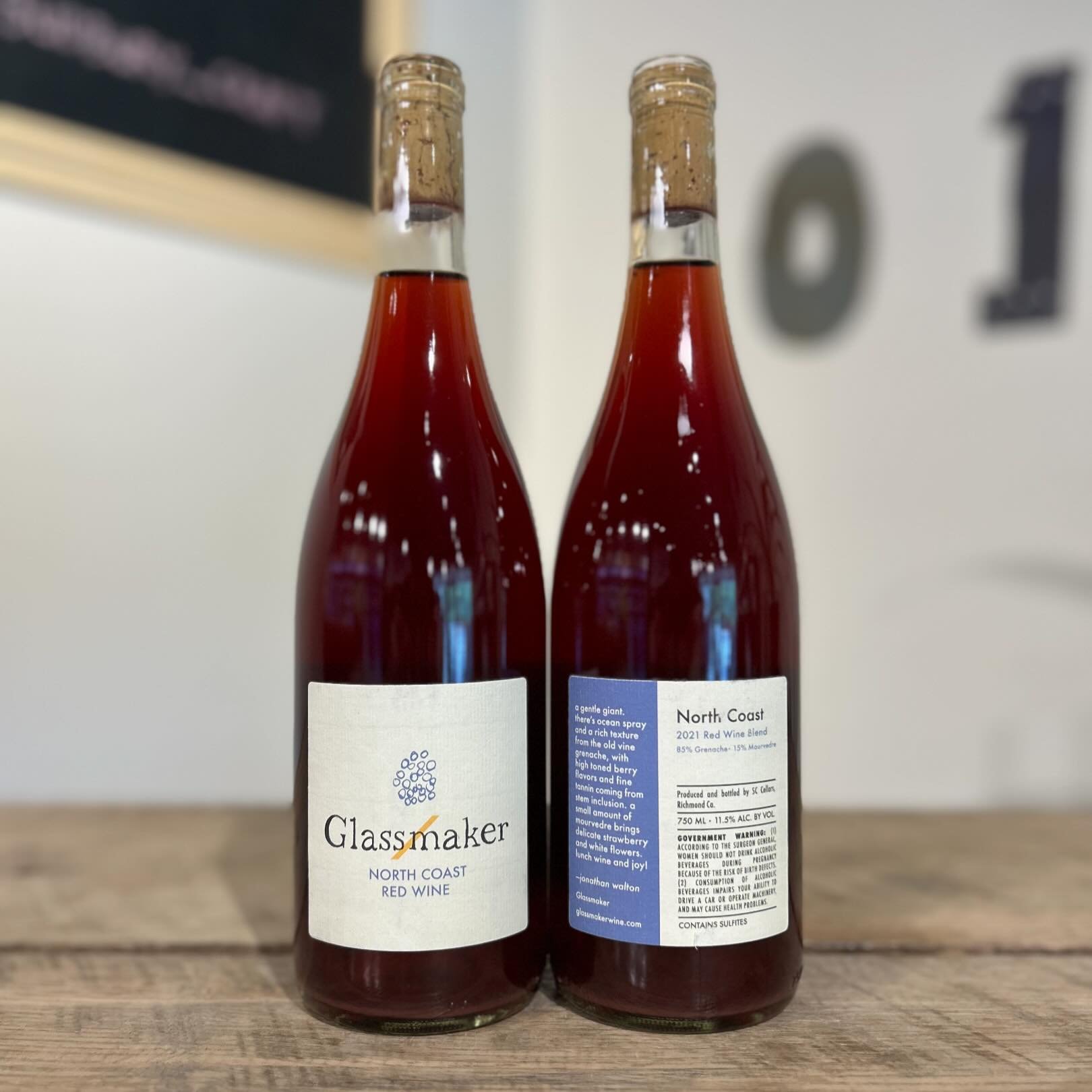 Introducing Glassmaker Wine Company #NowAvailable #SudburyCraftBeer #NaturalWine
&mdash;
About the producer:
Glassmaker is Jonathan Walton&rsquo;s personal wine project which he does alongside being the winemaker behind Subject to Change. Jonathan ha