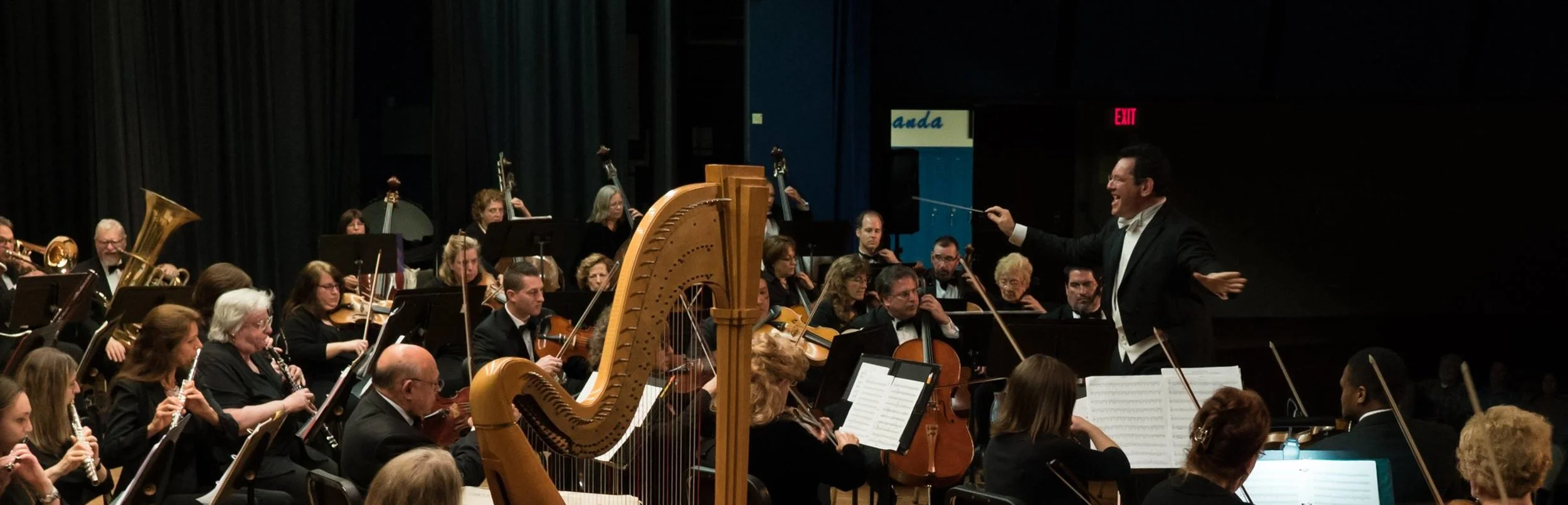 mass phil w harp.jpg