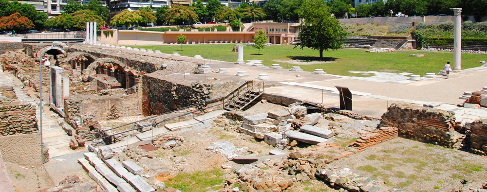 Roman Forum The Roman Forum of Thessaloniki is the ancient Roman-era forum of the city, located at the upper side of Aristotelous Square. It is a large two-terraced forum featuring two-storey stoas, dug up by accident in the 1960s