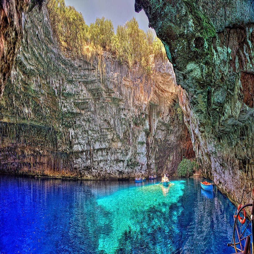 kefalonia_limni_melissani.jpg