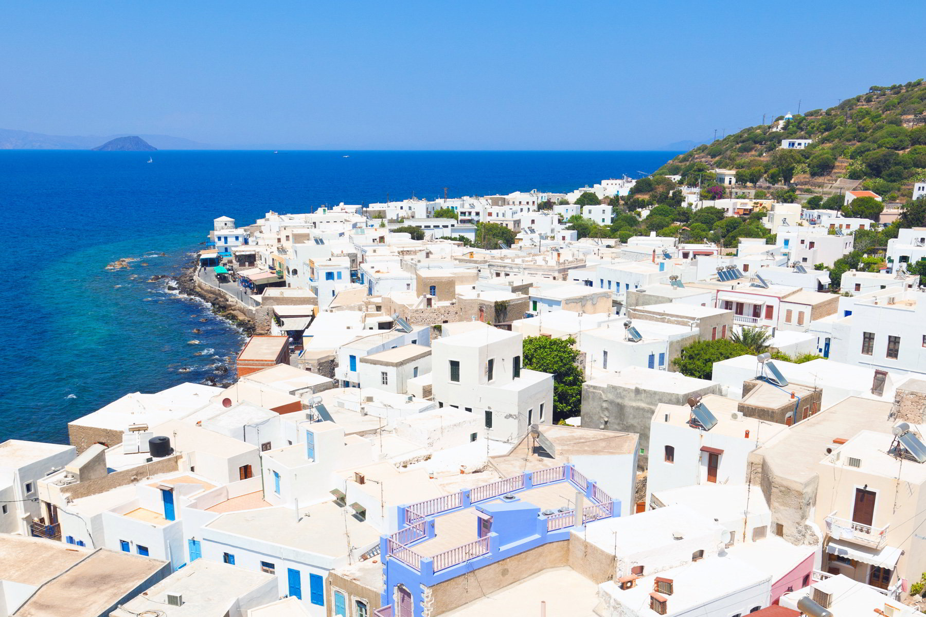 the-traditional-white-houses-of-dodecanisian-island-nisyros.jpg
