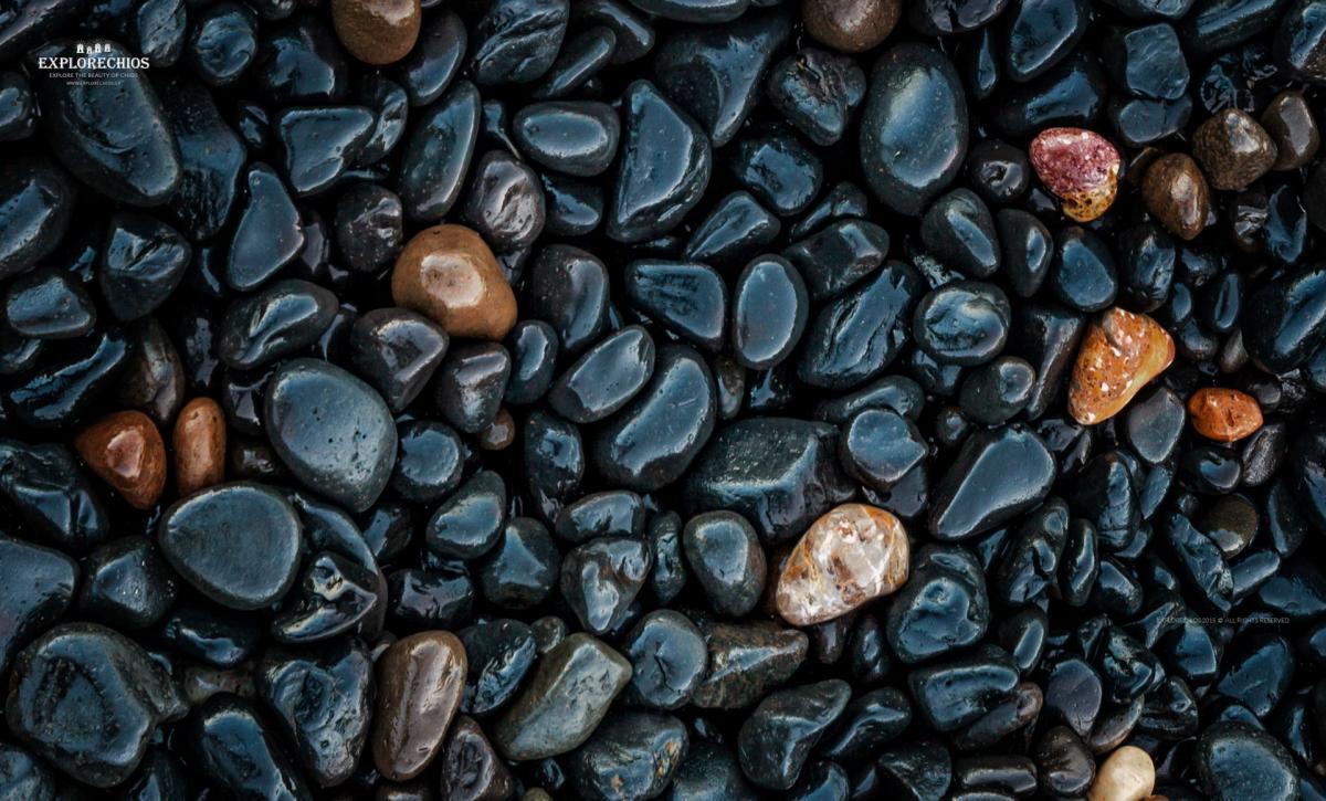 Black stones of Emporios.jpg