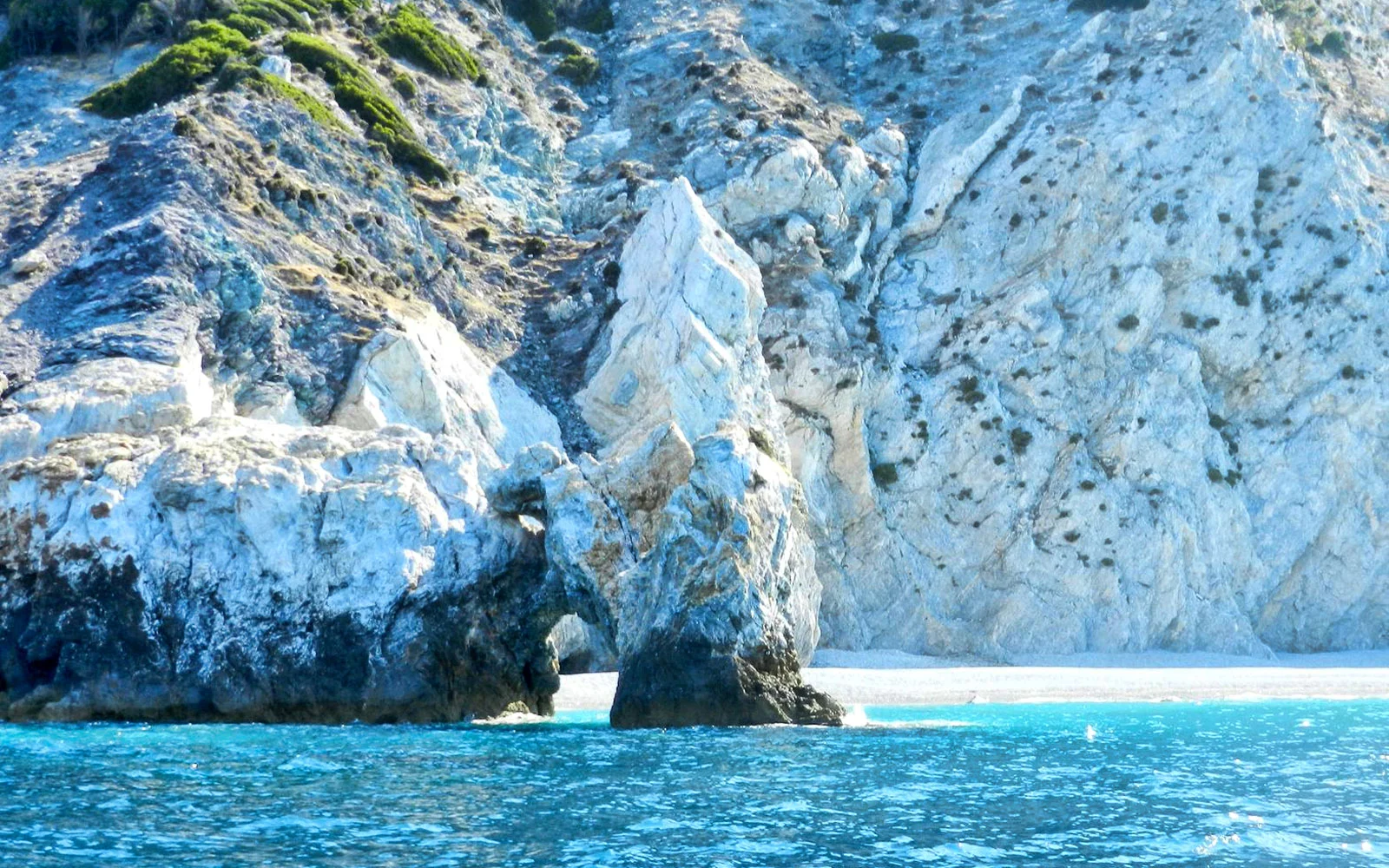 lalaria-beach-skiathos.jpg