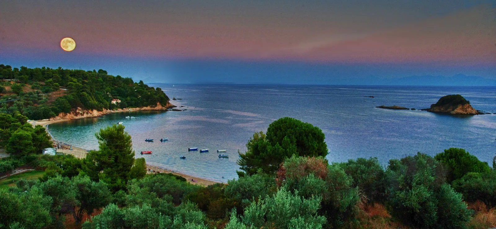skiathos_LaLuna_view.jpg