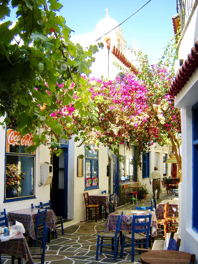 Spot to chill out in Chora, Kythnos.jpg