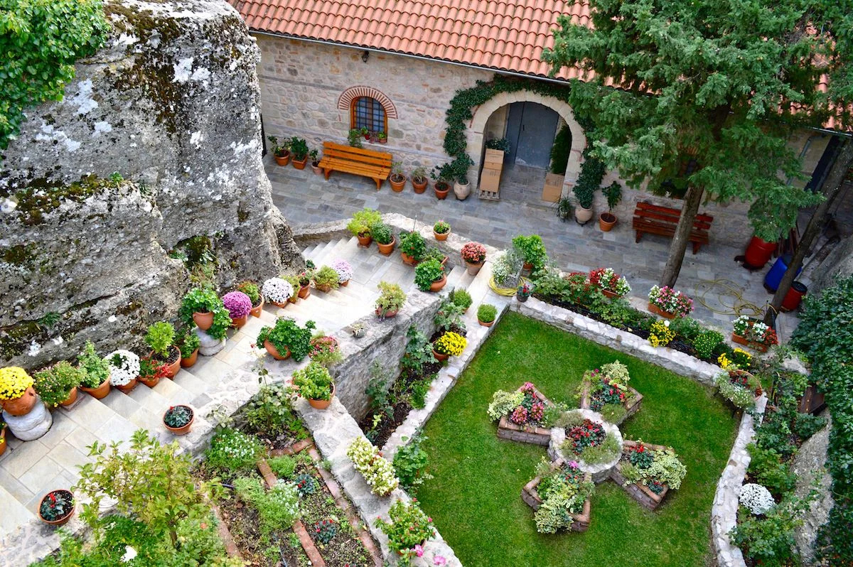 Garden-of-the-Monasteries-of-Meteora.jpg