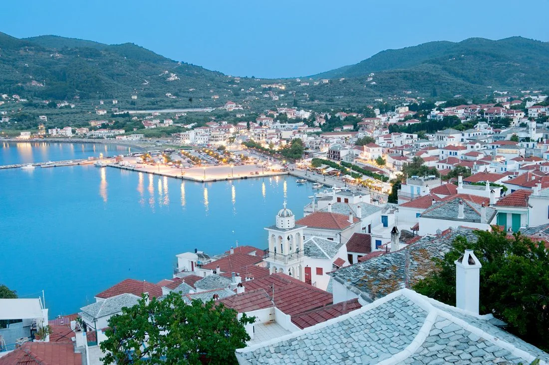 1287501581_ra_skopelos_town_035.jpg