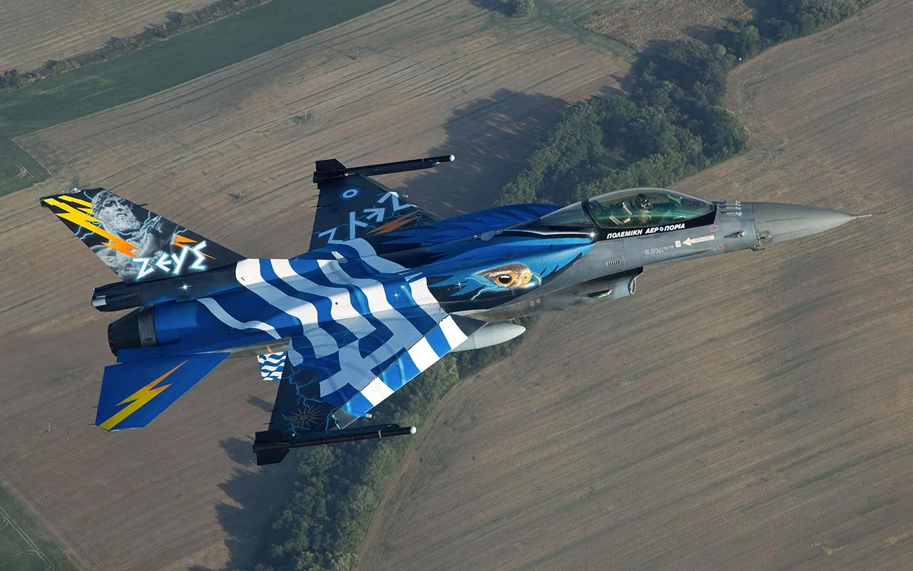 2015-09-21_F16_Zeus_Ostrava_03.jpg