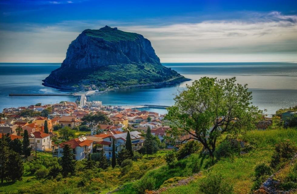 Monemvasia-Photo-by-XRISTOS-GIOFKOS-980x642.jpg