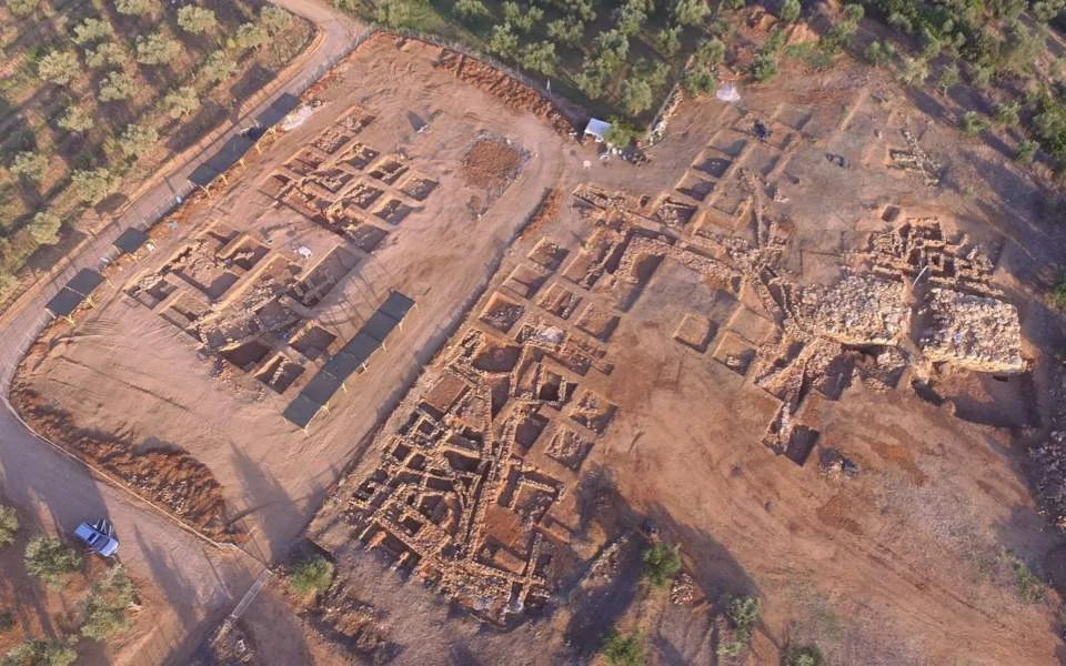 ( Aeriel view of Iklaina: This was no backwater but the center of an early complex state )