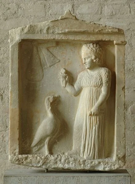 439px-Stele_Plangon_Glyptothek_Munich_199.jpg
