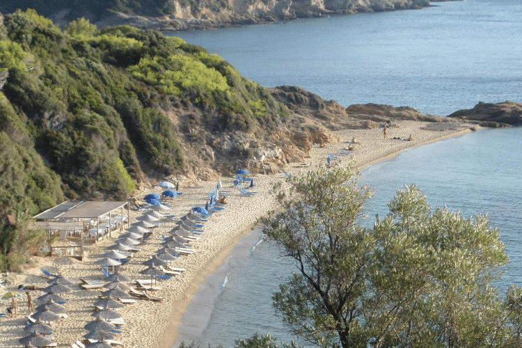 Mikri Banana - Skiathos.png