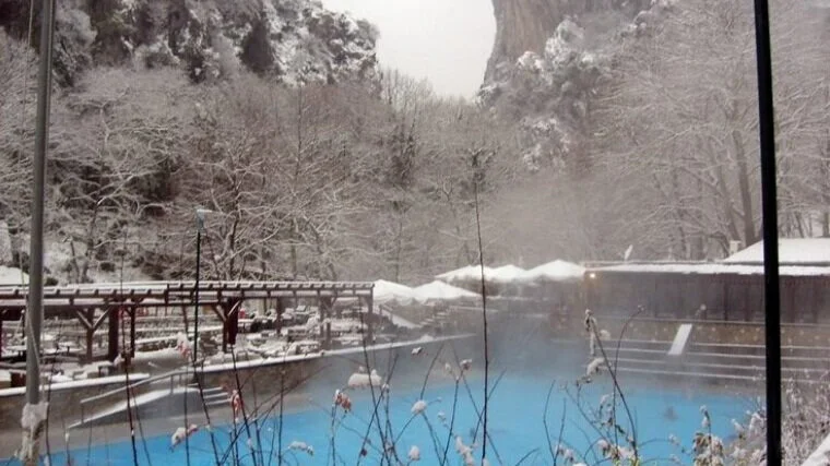 Loutra Pozar(Thermal Baths): Treatment and relaxation in the warm water of Greece