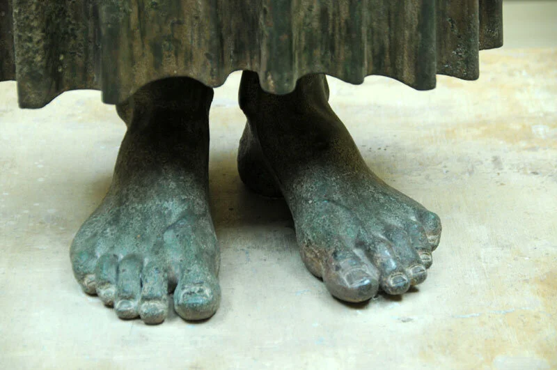 Delphi_charioteer_INIOCHOS 3.jpg
