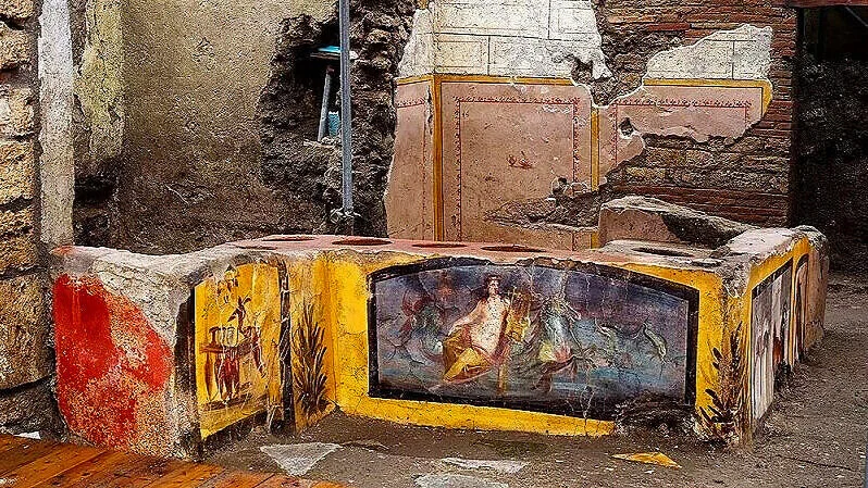 Archaeologists uncover well-preserved ‘fast food’ counter in Pompeii