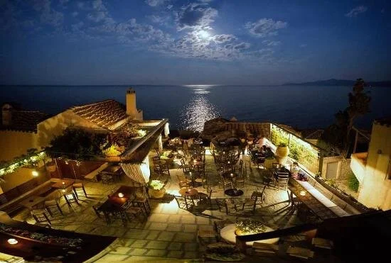 enetiko-cafe-cocktail.jpg
