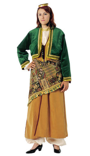 traditional-woman-outfit-of-pontos.jpg