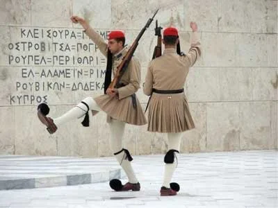 tsoliades-in-syntagma.jpg