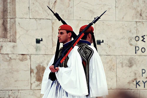 tsoliades-in-syntagma-2.jpg