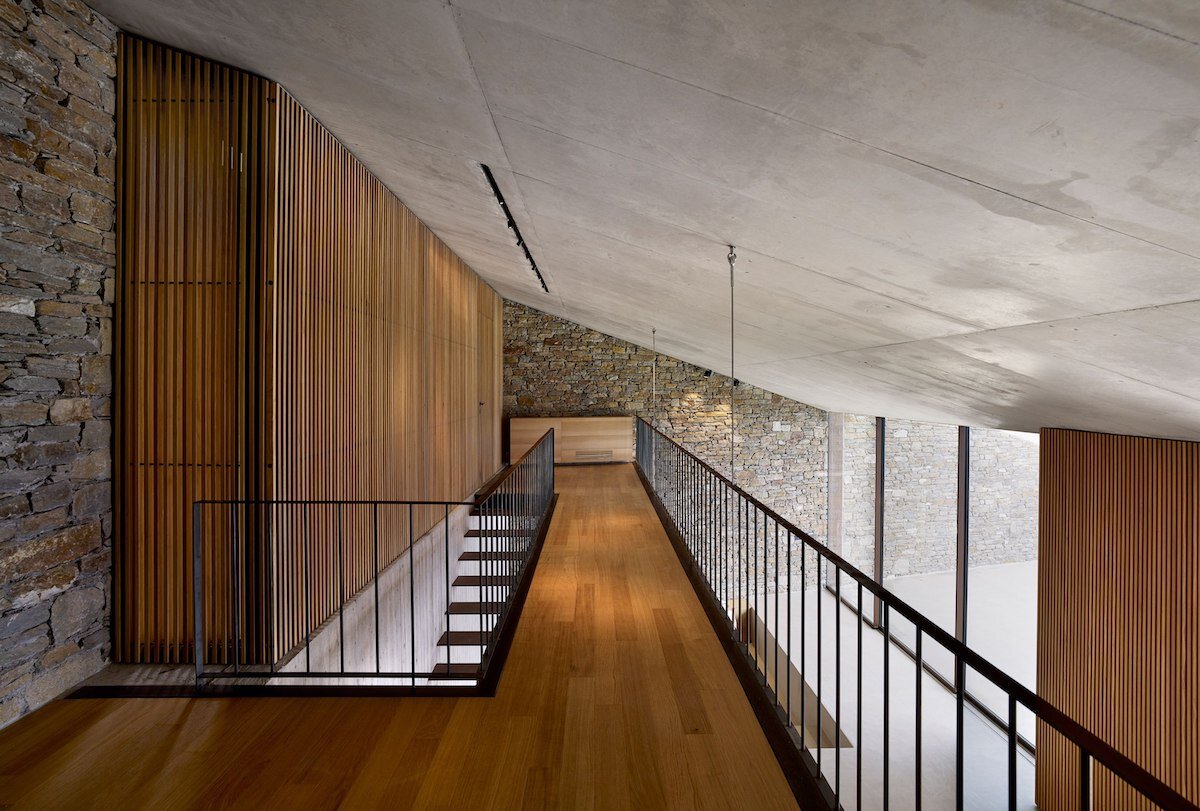 Ncaved-house-mold-architects-yiorgis-yerolymbos-serifos-island-greece-6.jpg