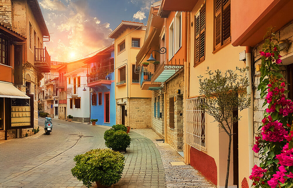 old-tranditional-pedestrian-street-called-Soutsou.jpg
