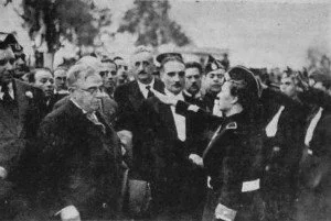 metaxas-hailing-300x201.jpg