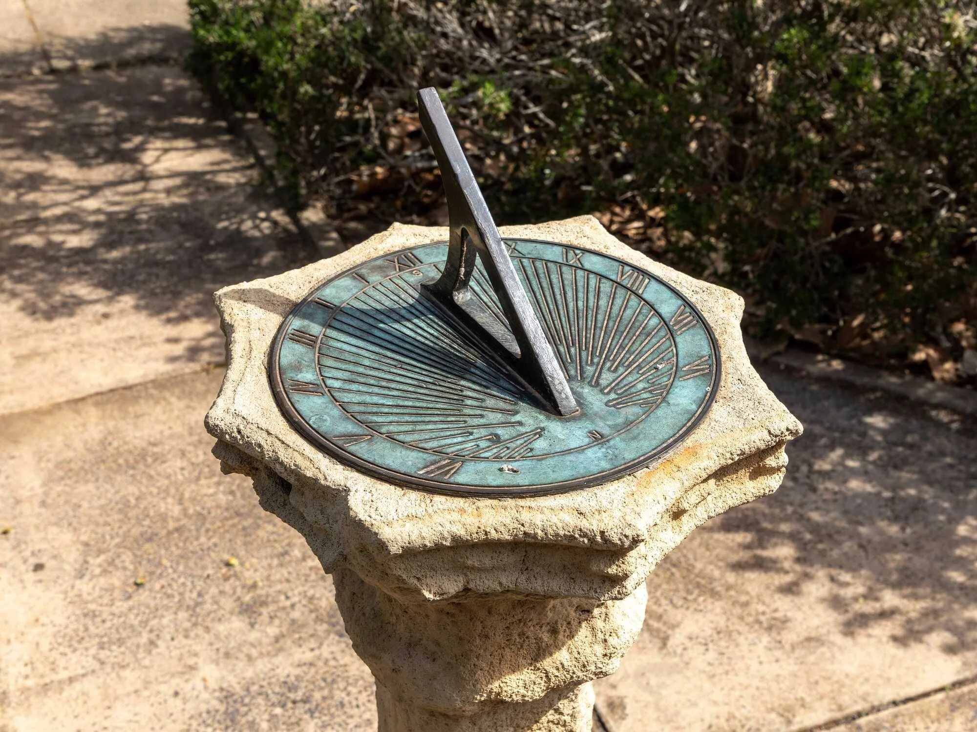 Sundial-at-Albert-Hall--1-.jpg