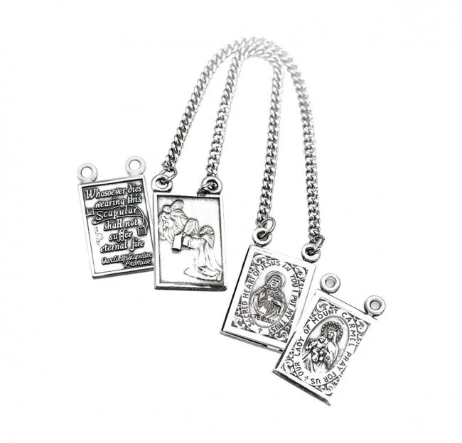What is the meaning behind the Catholic Scapular necklace? — Unique