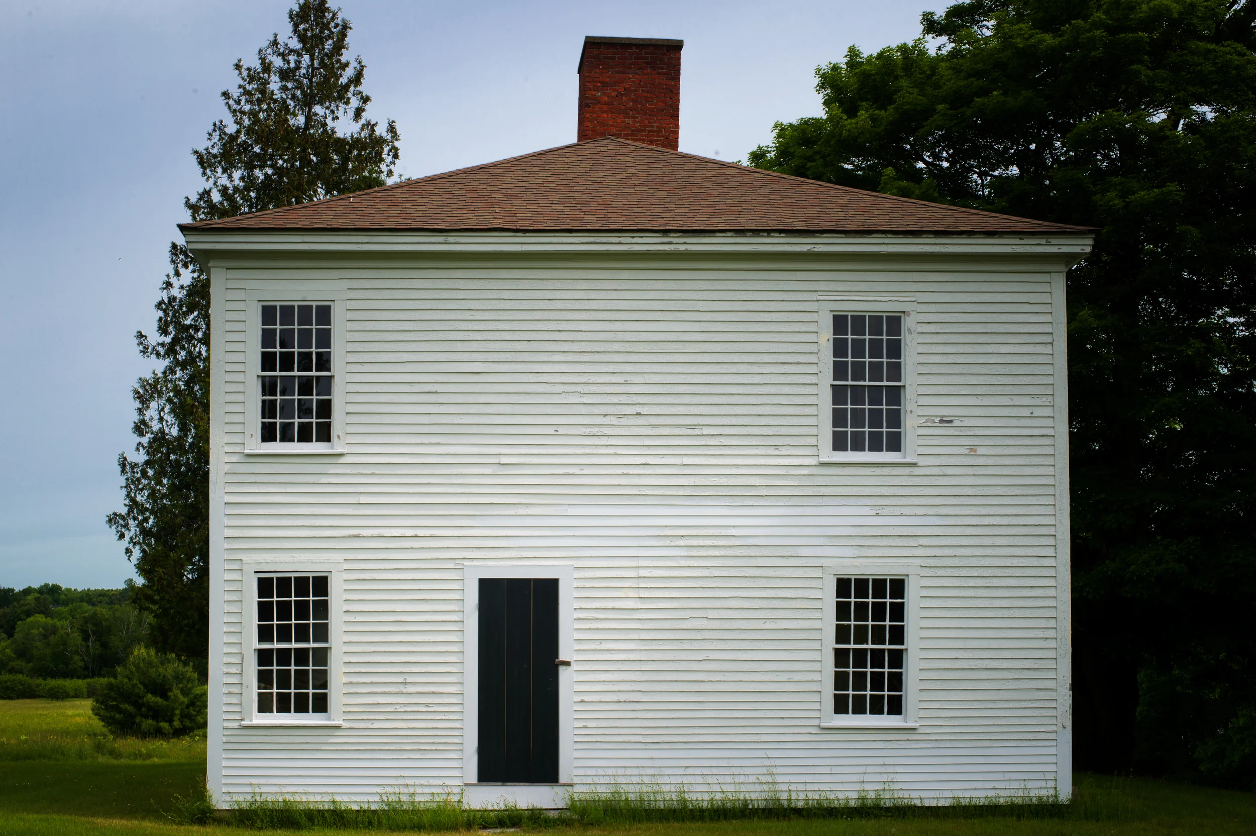 Known as the Tubbs-Reed House, built circa 1800 by Major Samuel Tubbs, a Revolutionary war veteran.