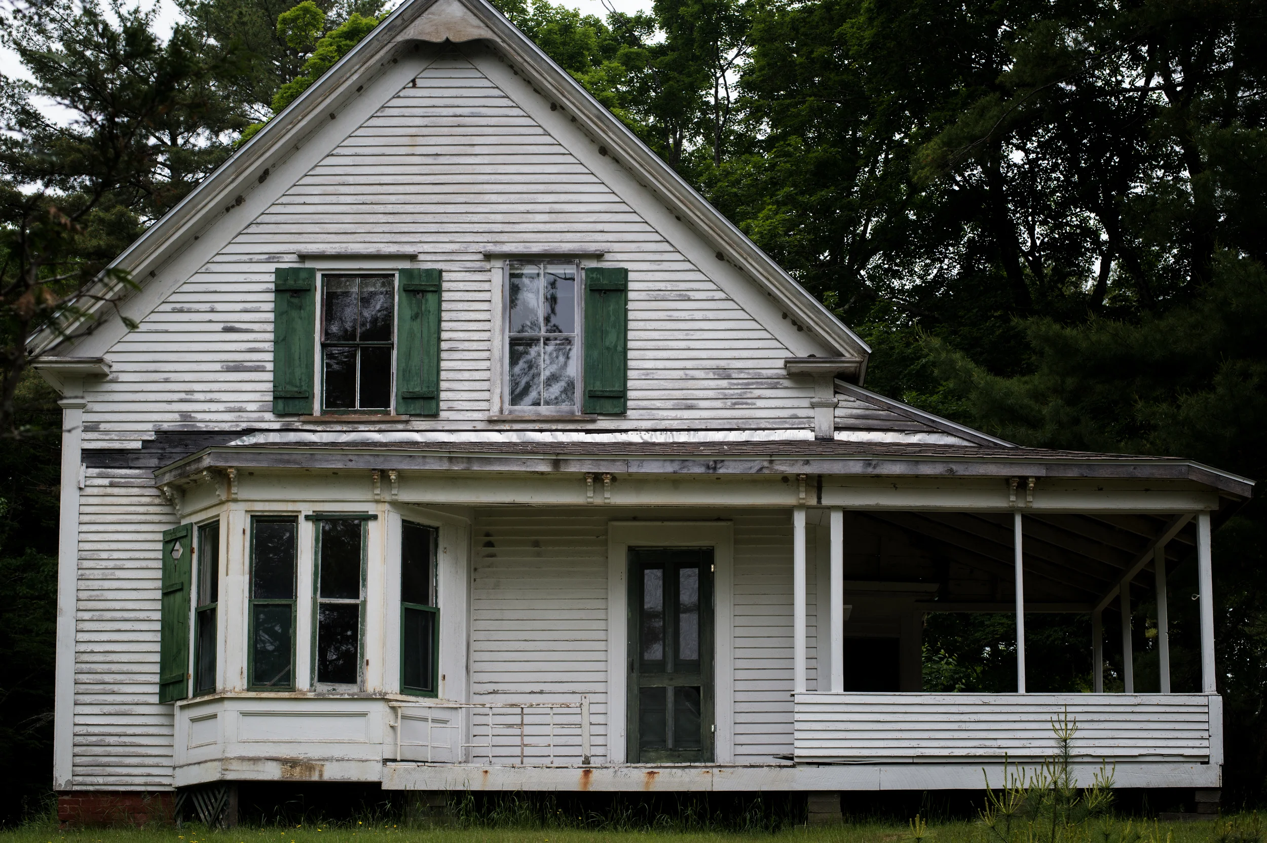 I hope the resources can be found to restore this house.