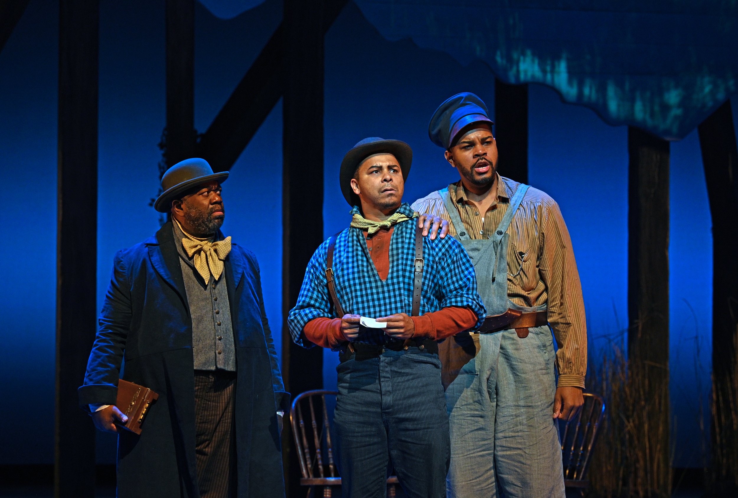  Members of a freedmen’s community: Earl Hazell, Victor Ryan Robertson, Phillip Bullock Photo by Philip Groshong. 