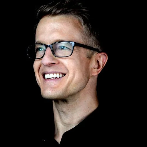 Levi Hammer // Conductor