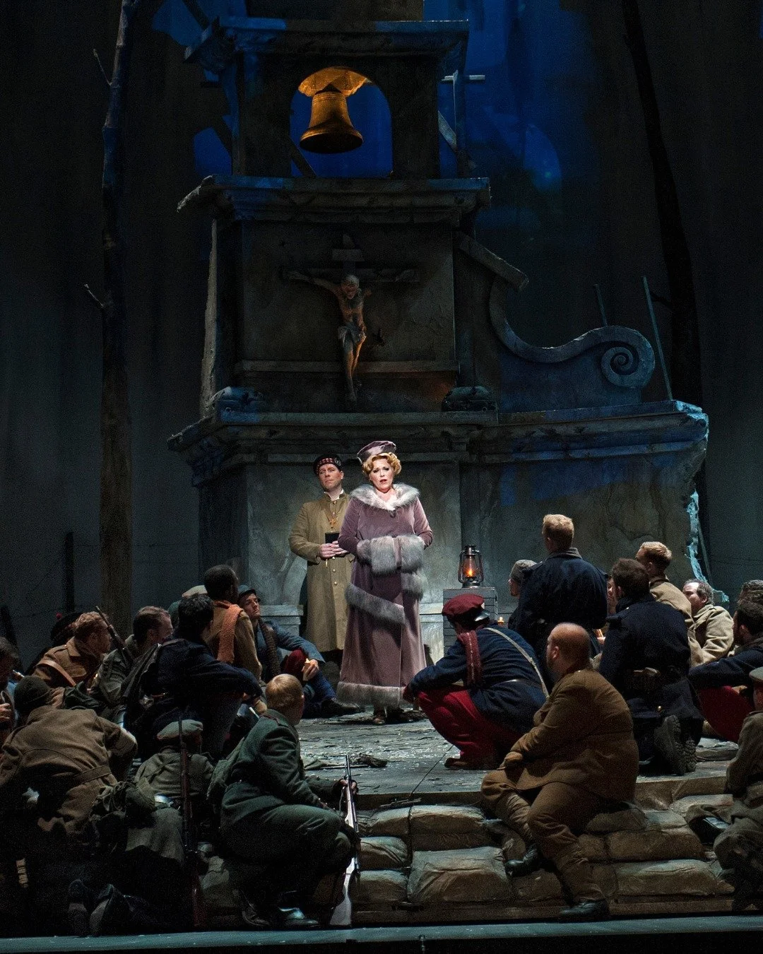 ⏰ It's time for the Weekly Opera Rewind, where Cincinnati Opera history takes the spotlight.

Join us each week as we pull a gem from our photo archives to relive a moment worth applauding. 👏

Pictured: A moment from Kevin Puts and Mark Campbell's P