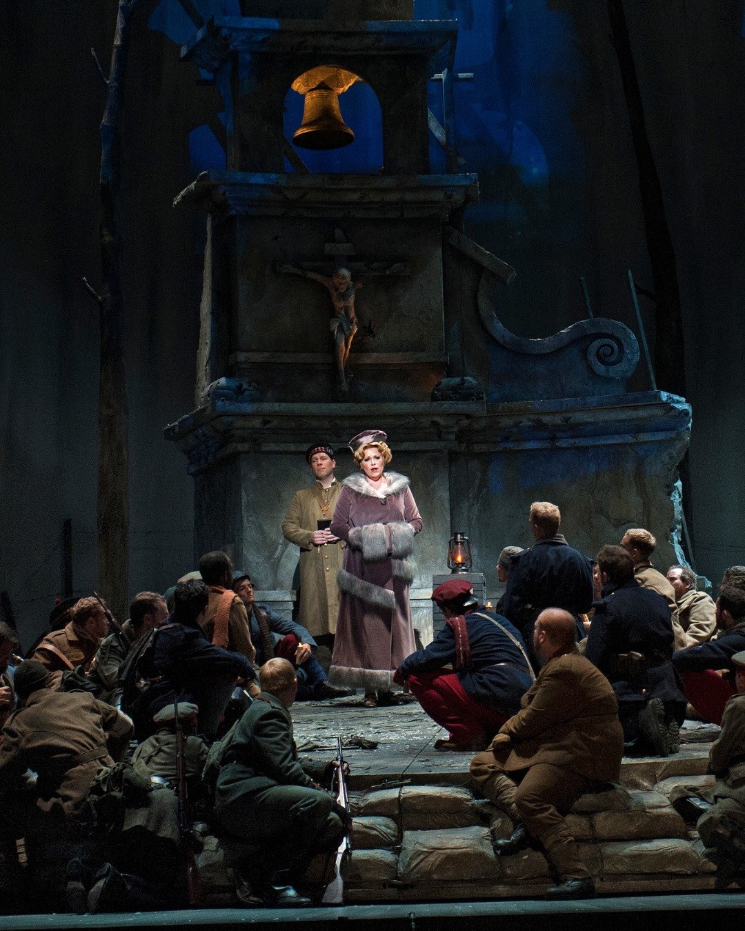 ⏰ It's time for the Weekly Opera Rewind, where Cincinnati Opera history takes the spotlight.

Join us each week as we pull a gem from our photo archives to relive a moment worth applauding. 👏

Pictured: A moment from Kevin Puts and Mark Campbell's P