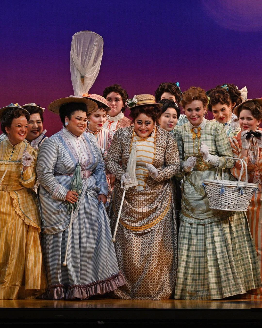 Happy Galentine&rsquo;s Day!

We love an excuse to celebrate girlfriends. And at the opera, the drama may be big, but so is the female friendship.

Swipe for some of our favorite ride-or-dies from the operatic stage, proof that loyalty, love, and a l