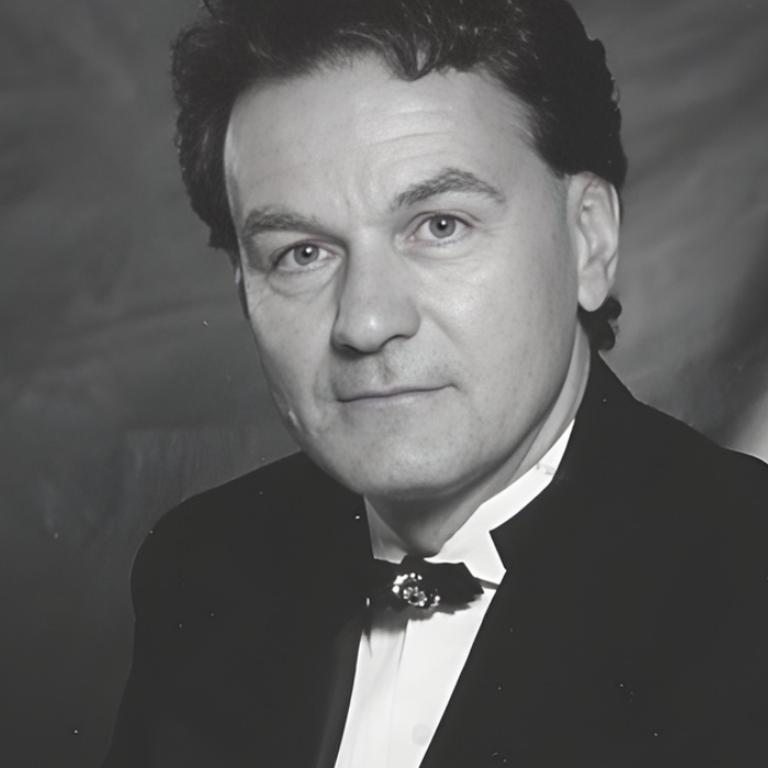 Henri Venanzi // Chorus Master