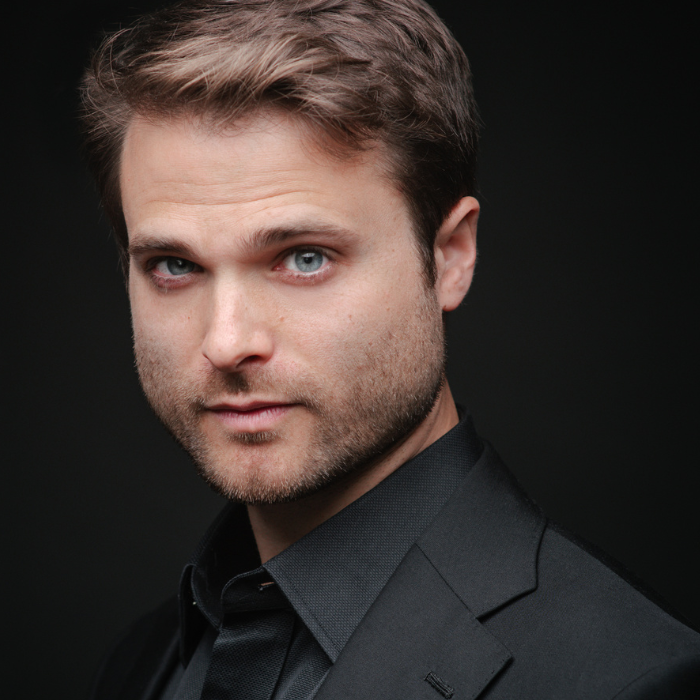 Stephen Mulligan // Conductor