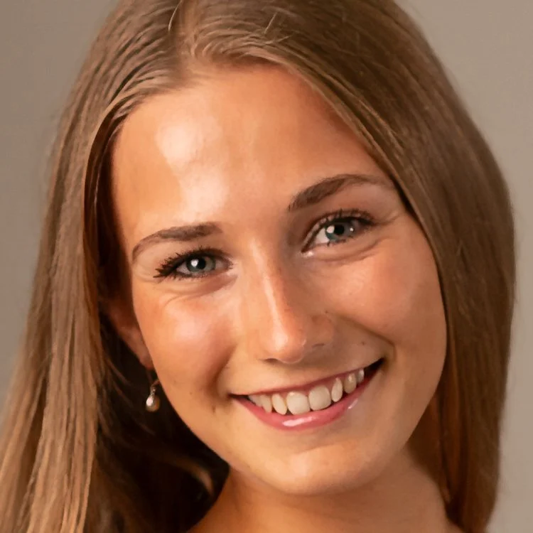 Sydney Caggiano // Dancer