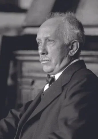 Ferdinand_Schmutzer_-_Richard_Strauss%2C_1922.jpg