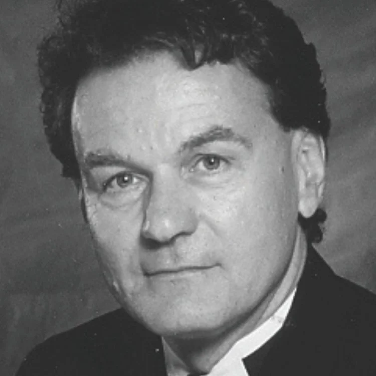 Henri Venanzi // Chorus Master