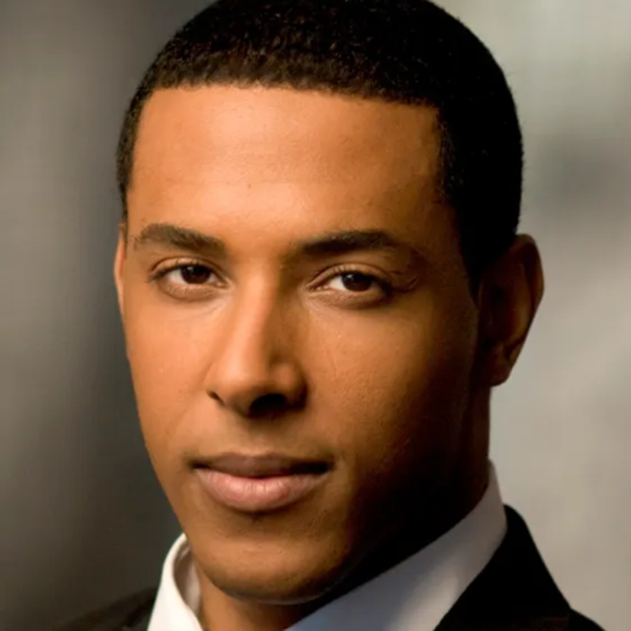 Donovan Singletary // Timur