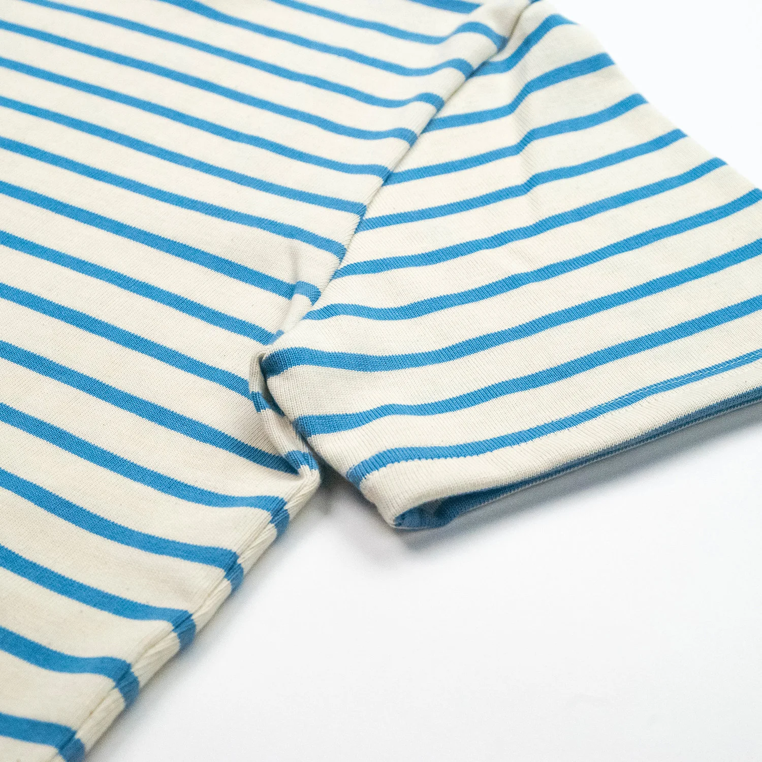 908218BF-D3AA-4D24-BD67-4072059CB3C3