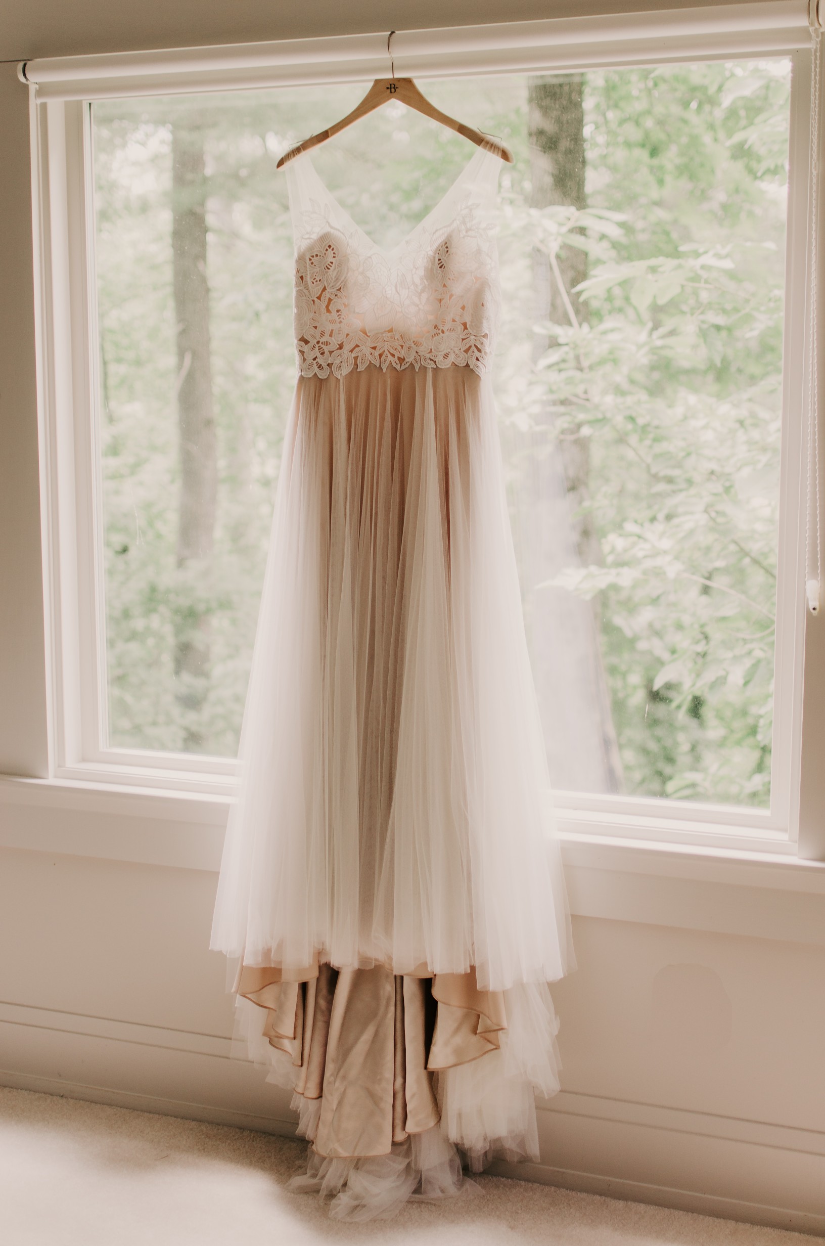 wedding-dress-photography.jpg.