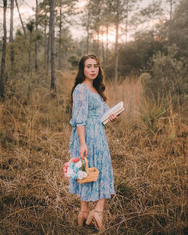 &ldquo;I want adventure 
in the great wide somewhere- 
I want it more than I can tell.&rdquo; - Belle 🌹 
Put on this vintage thrift store dress &amp; got in front of the camera for a change!  Hoping to do some more fun recreations in the coming week