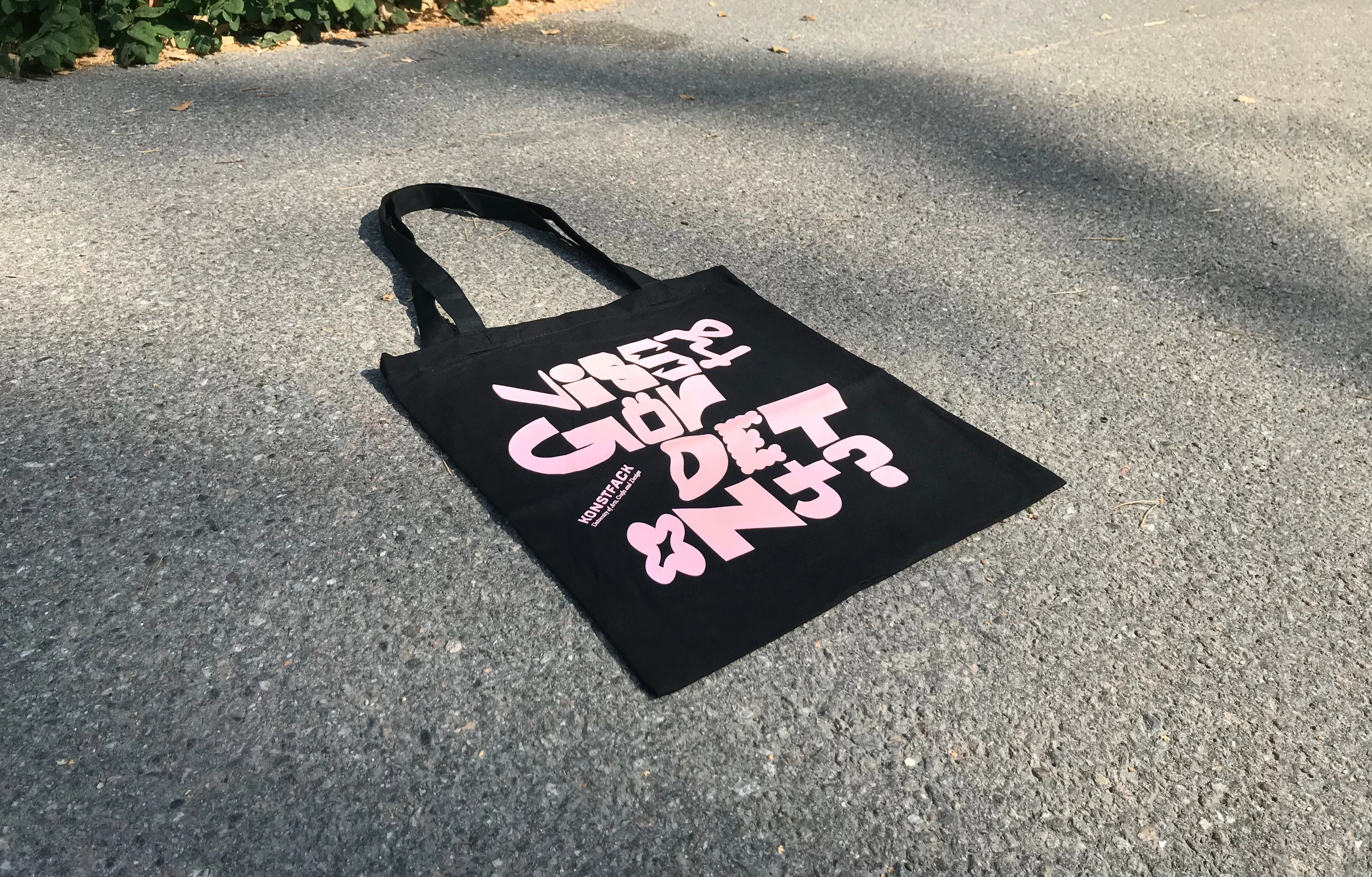 07_tote_bag_01.jpg