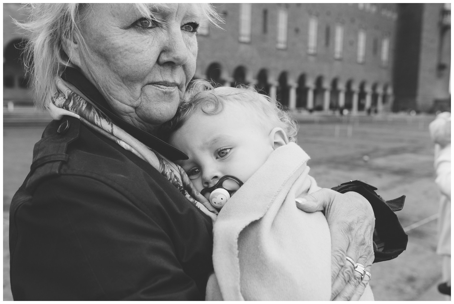 bröllopsfotograf stockholm stadshuset, bröllop i stadshuset, vigsel i stadshuset, vigsel i stadshuset dagtid, borgerlig vigsel fotograf, linda rehlin, cecilia pihl, hemligt bröllop, hemlig vigsel