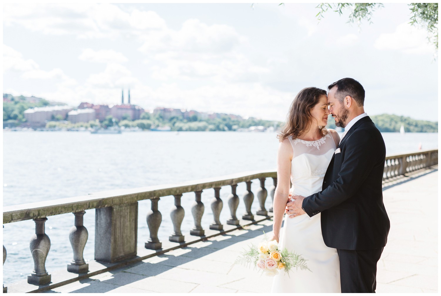 familjefotografer stockholm_brollopsfotografer stockholm stadshus_brollop i stadshuset_vigsel i stadshuset_familjebrollop_linda rehlin_cecilia pihl