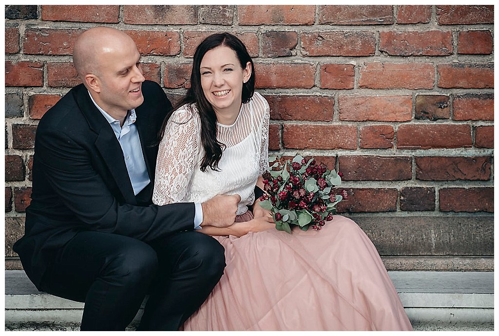 bröllopsfotograf stockholm stadshuset, bröllop i stadshuset, bröllopsbilder, vigsel i stadshuset, borgerlig vigsel bröllopsfotograf, linda rehlin, cecilia pihl, så går en borgerlig vigsel till,