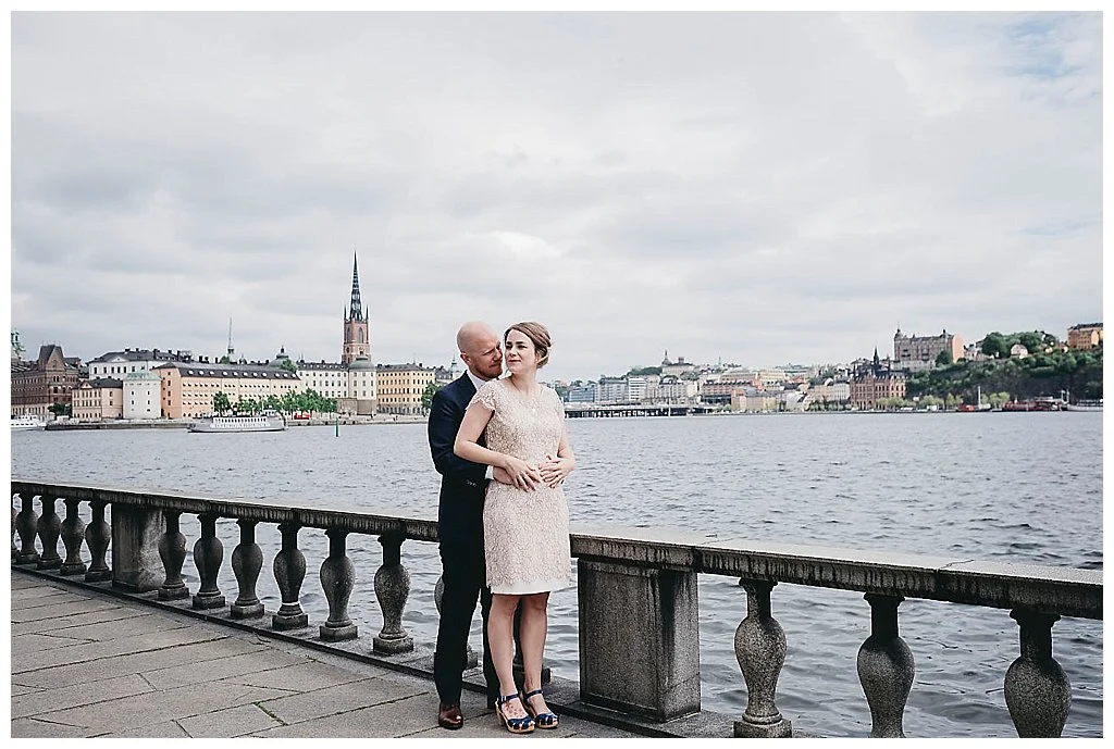 bröllopsfotograf stockholm stadshuset, bröllop i stadshuset, bröllopsbilder, vigsel i stadshuset, borgerlig vigsel bröllopsfotograf, linda rehlin, cecilia pihl, så går en borgerlig vigsel till,