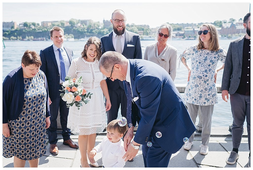 bröllopsfotograf stockholm stadshuset, bröllop i stadshuset, bröllopsbilder, vigsel i stadshuset, borgerlig vigsel, linda rehlin, cecilia pihl, bröllop stadshuset pris